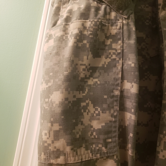 Military jacket size medium extra short - Picture 7 of 9